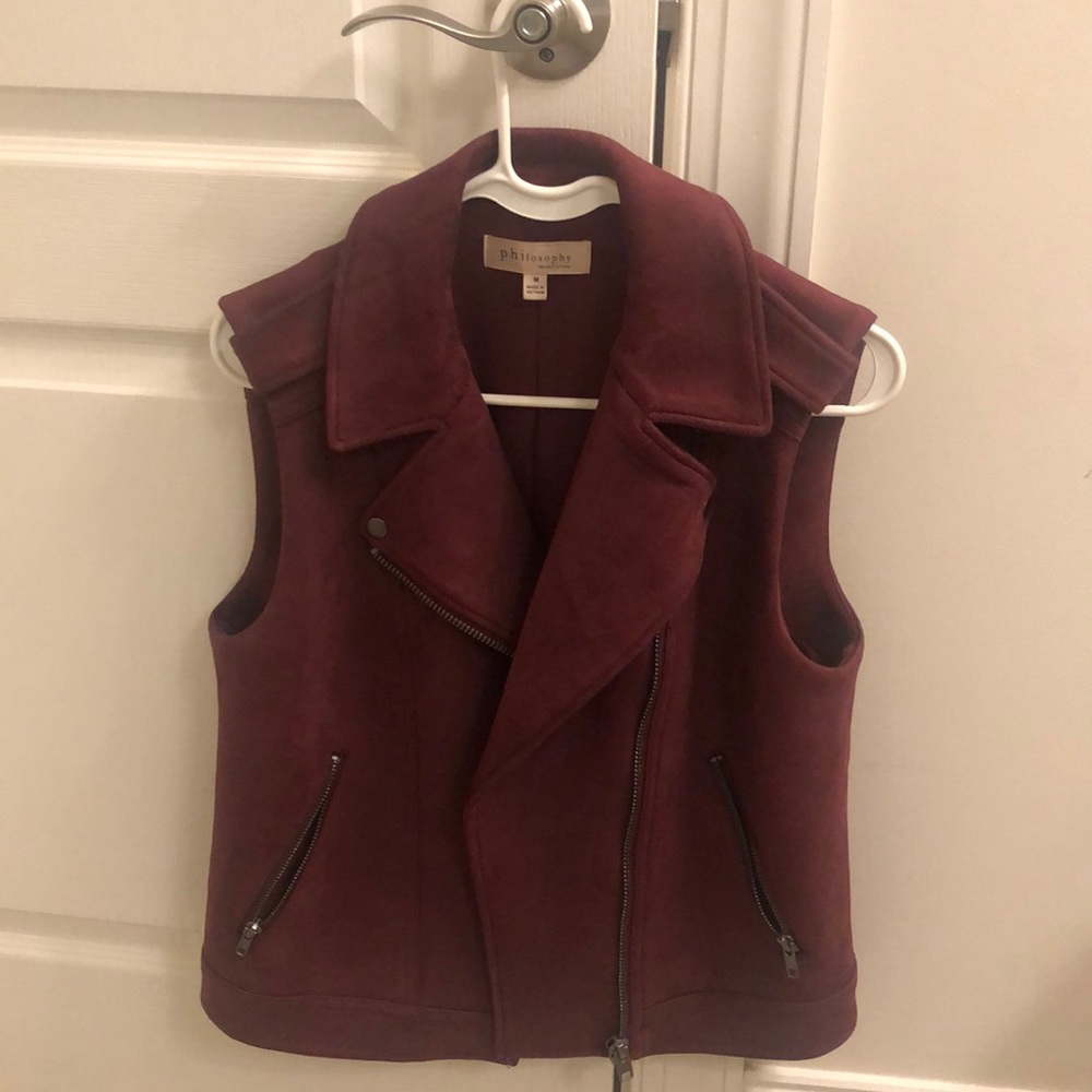 Philosophy Size M Vest (wine)
